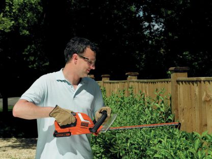 Black & Decker Akku-Heckenschere; 18V/2,0 Ah; GTC1845L20-QW