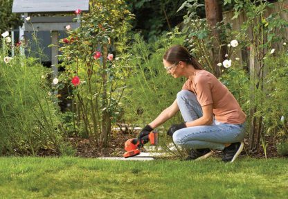 Black & Decker Akku-Gras/Strauchschere; 18V/2,0 Ah; BCSS18D1-QW