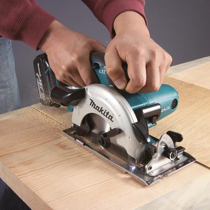 Makita Akku-Handkreissäge 18 V, ohne Akku/Ladegerät DSS501Z