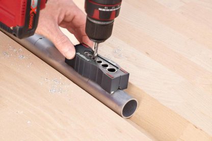 kwb Bohrhilfe / Bohrlehre Ø 44899 mm DrillBlock für rechtwinklige / gerade u. präzise Bohrungen auf Oberflächen, Rundmat