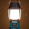 Makita DMR056 Akku-Radio mit Laterne 18V (ohne Akku, ohne Ladegerät)
