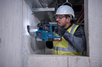 Bosch Professional 18V System Akku-Bohrhammer GBH 18V-22 inkl. GDE 18V-12 in L-BOXX ‎0611924004
