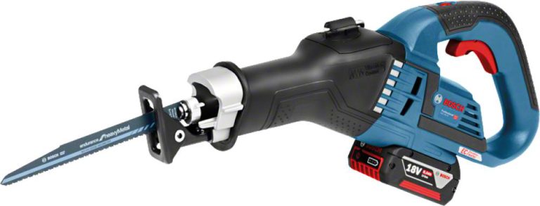 Bosch Professional 18V System Akku Säbelsäge GSA 18V-32 (Schnitttiefe in Holz 230mm, inkl. 1x Sägeblatt, Handwerkoffer, ohne Akku/ Ladegerät)