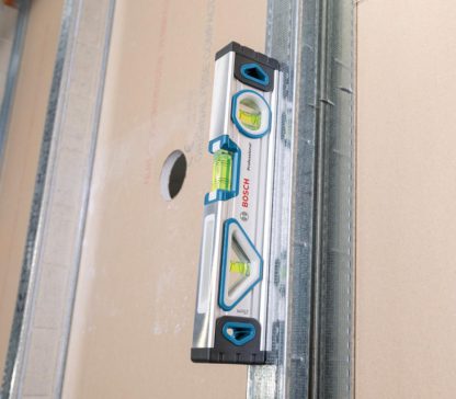 Bosch Professional Wasserwaage 25 cm mit Magnet System (rundum ablesbar, Aluminium-Gehäuse, robuste Endkappen)